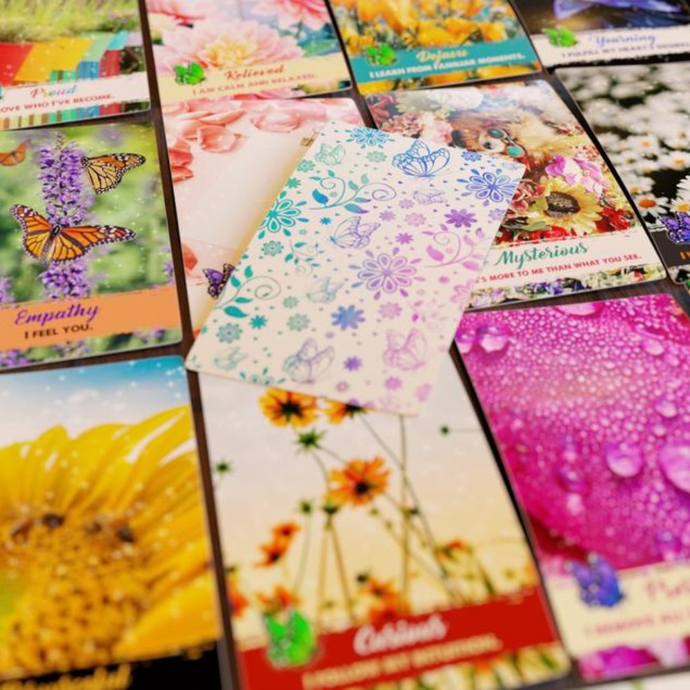 Feelings in Bloom Oracle Deck | Love Messages | Soulmates | 53 Cards | NEW